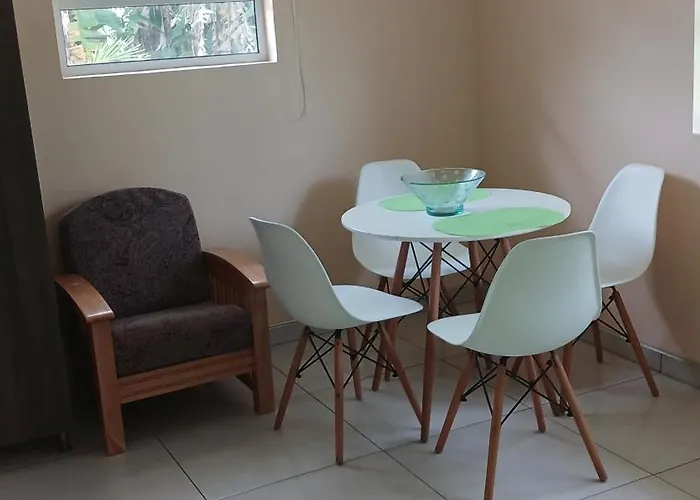 Apartment Beau Bassin Baie Lazare (Mahe)