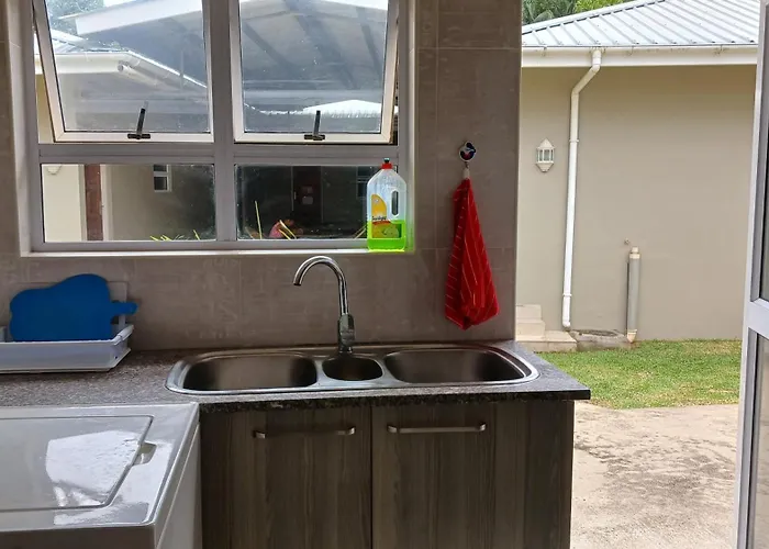Apartment Beau Bassin Baie Lazare (Mahe)
