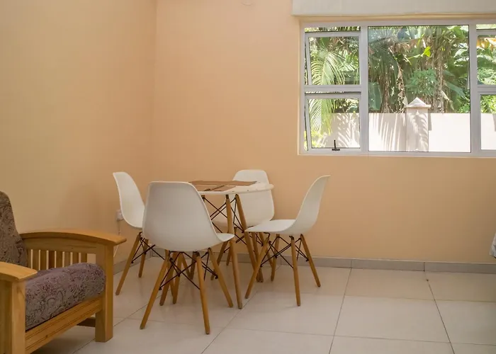 Apartment Beau Bassin Baie Lazare (Mahe)